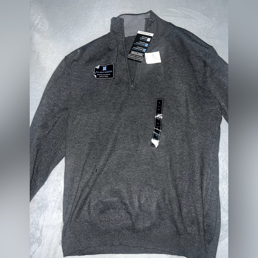 Brand new with tags men’s zip up sweater
